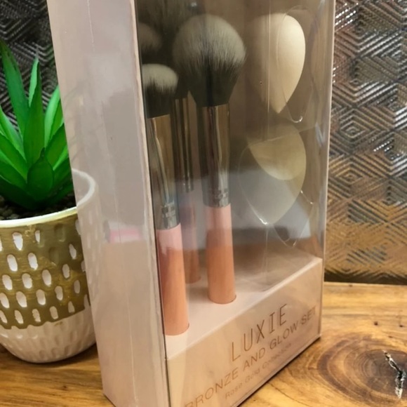 NIB! LUXIE Bronze And Glow Set, 6 Pieces - Picture 6 of 7